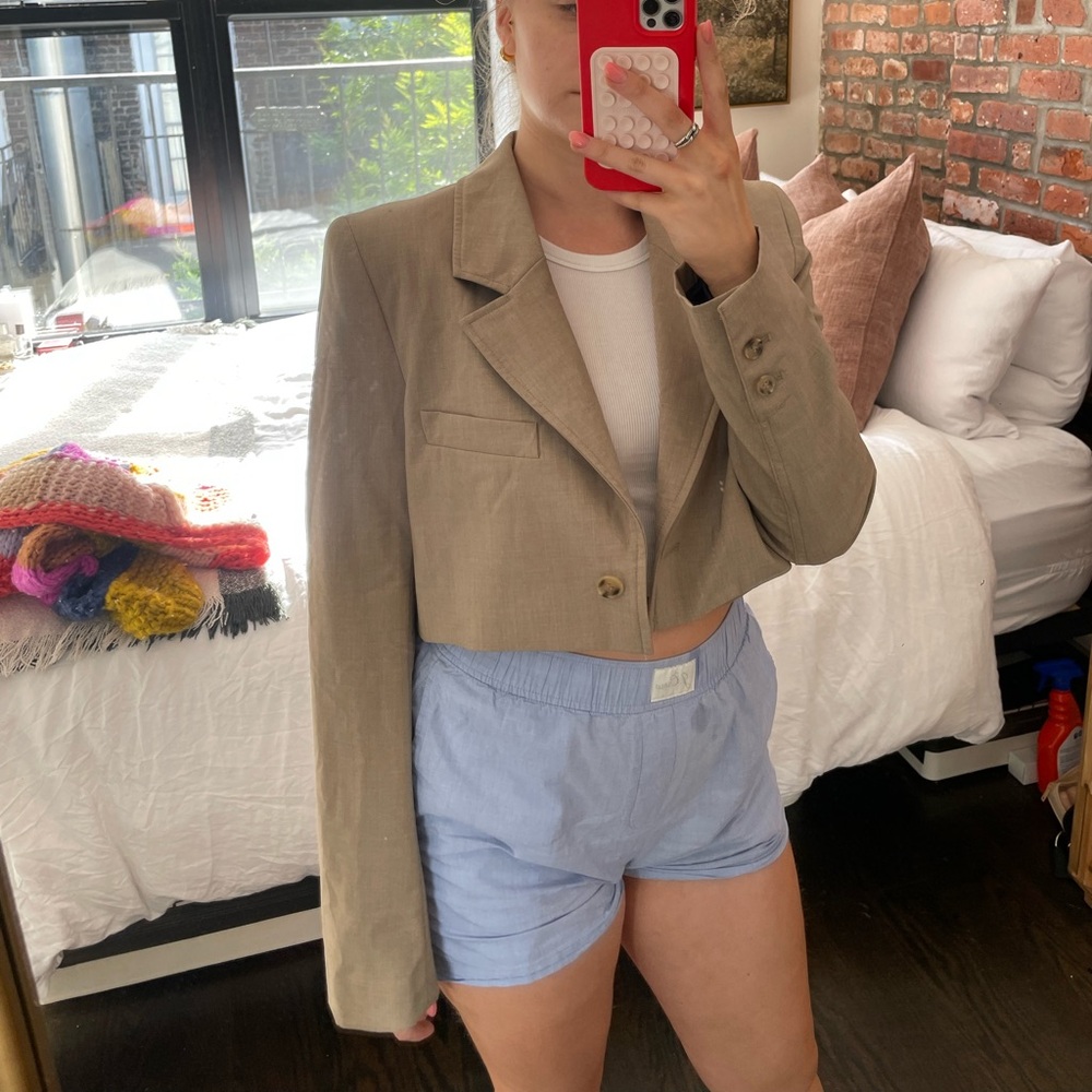 Zara cropped tan blazer